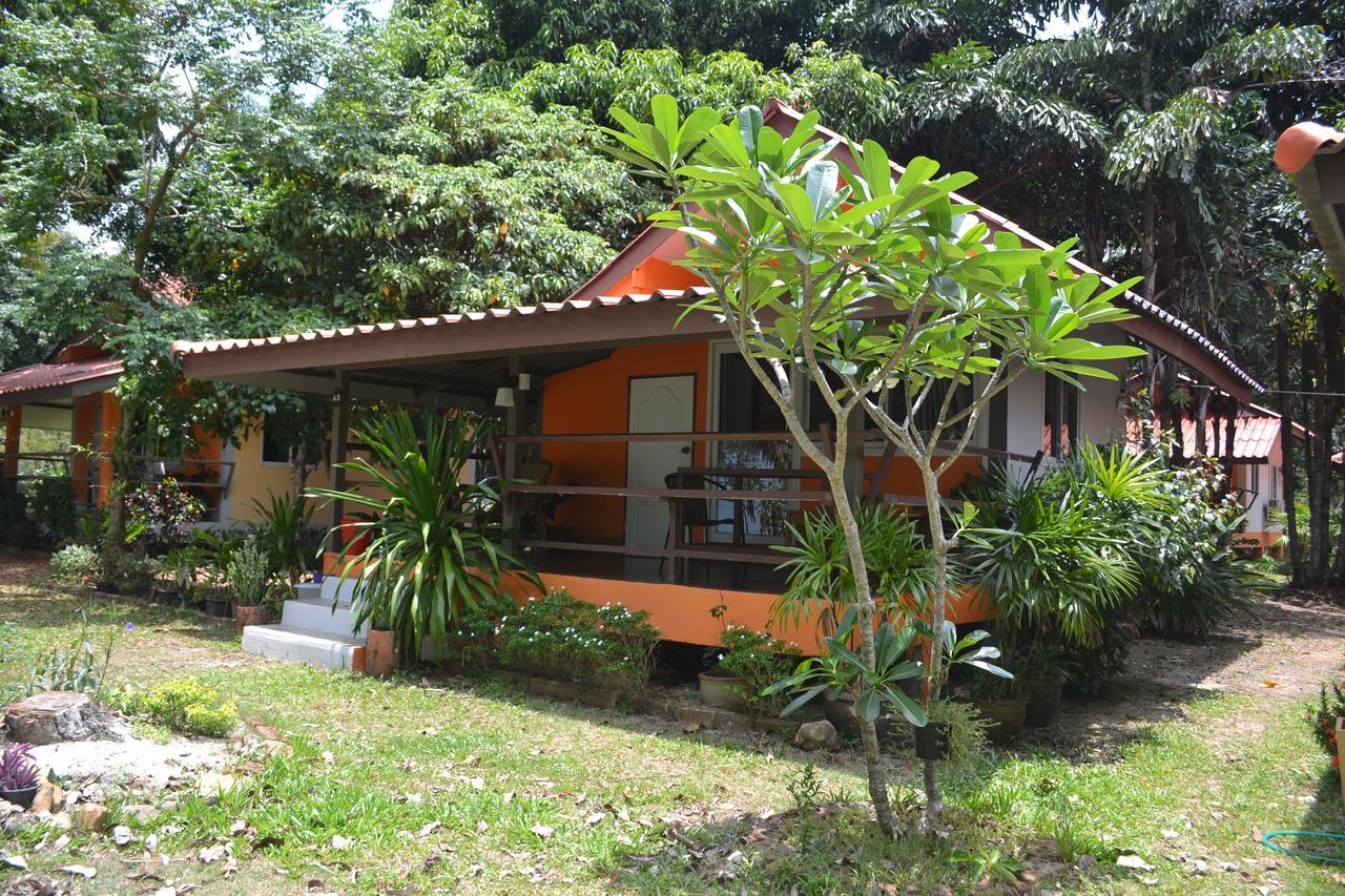 Baan Chid Talay Hotel Koh Chang Exterior foto